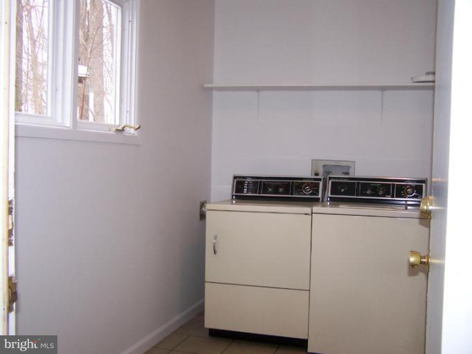 2011 Dundee Road Rockville, MD 20850 - Photo 10 of 20 Interior (General)