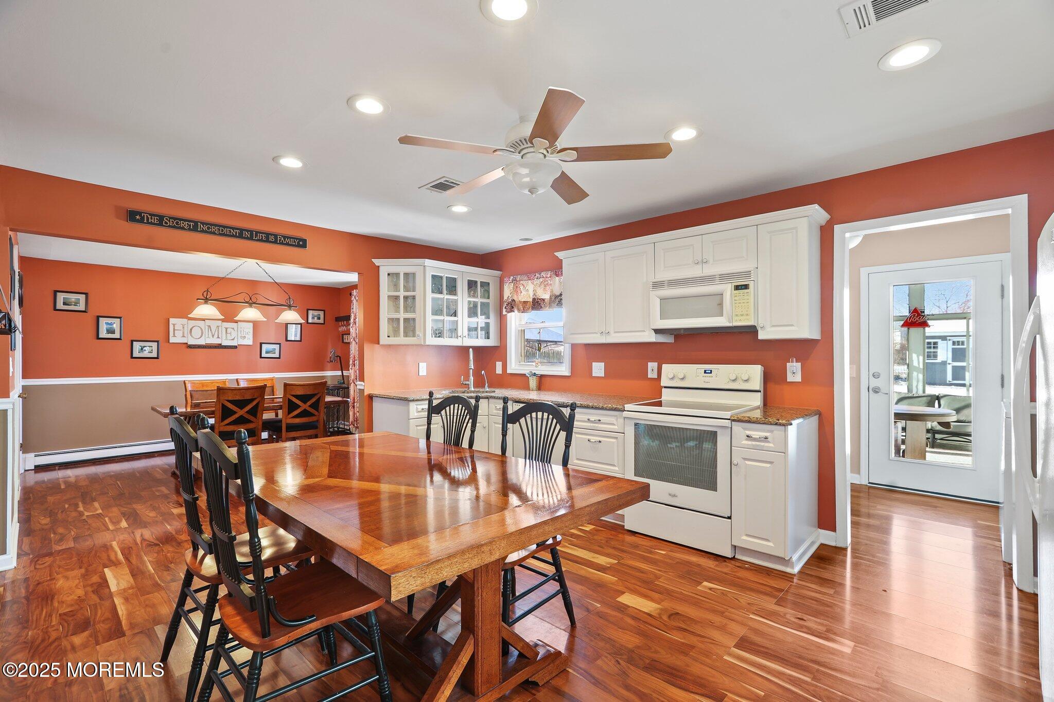 64 Fulton Street Keyport, NJ 07735 - Photo 14 of 30 14-web-or-mls-LPM_4660