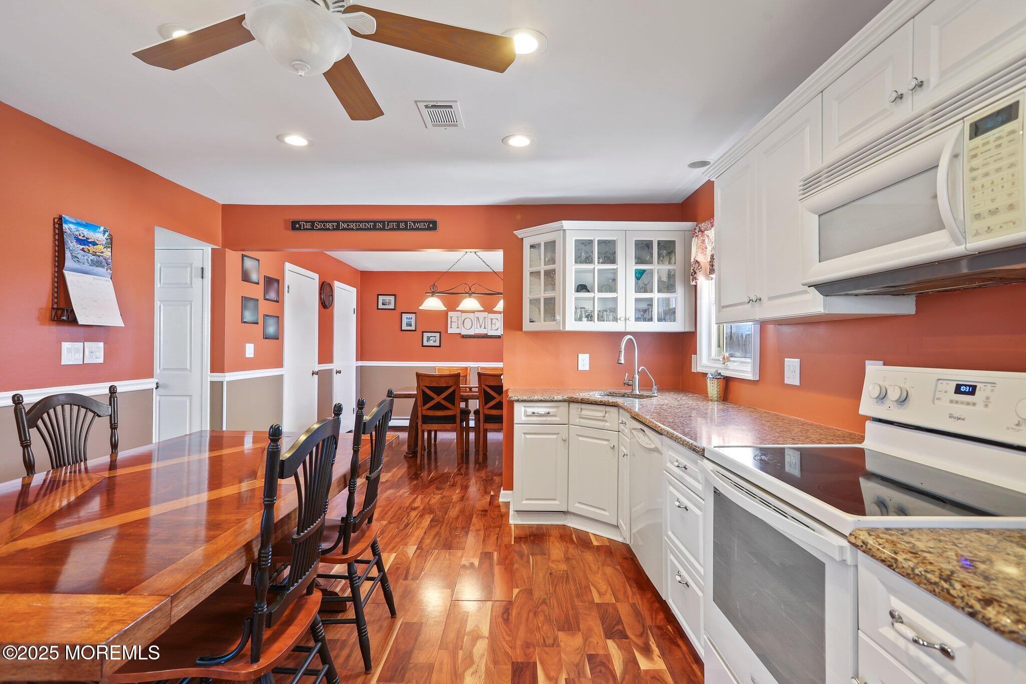 64 Fulton Street Keyport, NJ 07735 - Photo 15 of 30 15-web-or-mls-LPM_4665