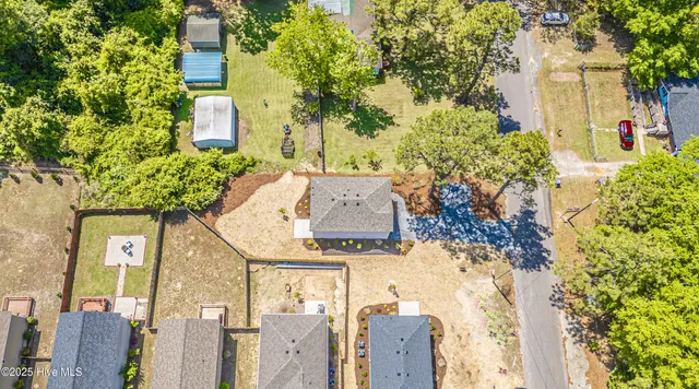 $350,000 | 513 South Henley Street, Southern Pines, NC 28387