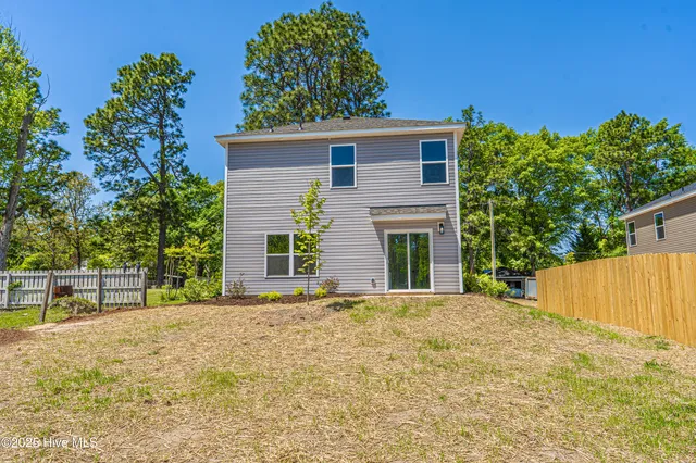 $350,000 | 513 South Henley Street, Southern Pines, NC 28387