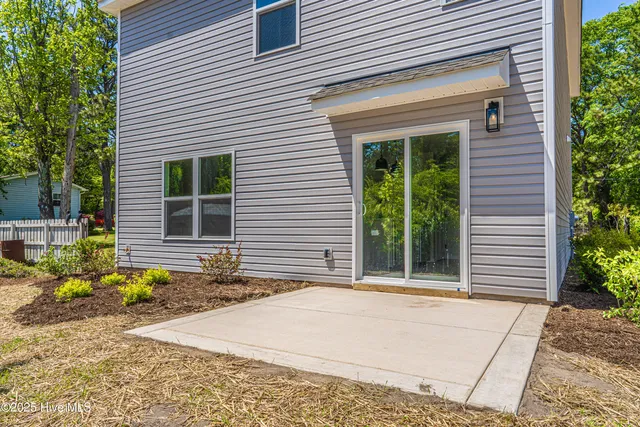 $350,000 | 513 South Henley Street, Southern Pines, NC 28387