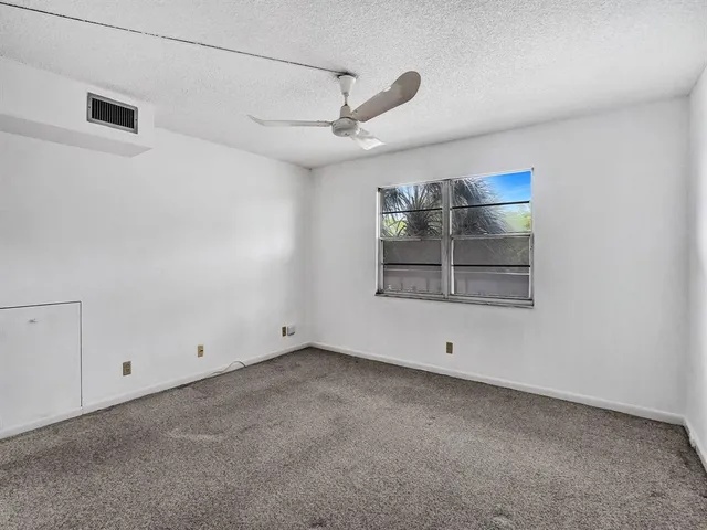 $109,000 | 3002 Portofino Isle, Unit C3, Coconut Creek, FL 33066