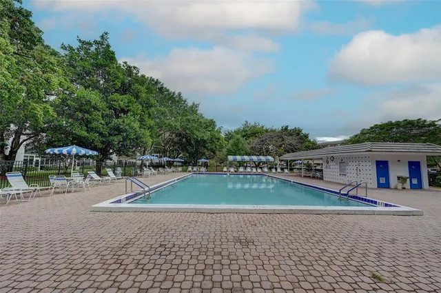 $109,000 | 3002 Portofino Isle, Unit C3, Coconut Creek, FL 33066