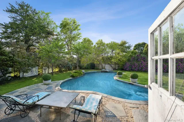 $6,795,000 | 94 Post Lane, Southampton, NY 11968