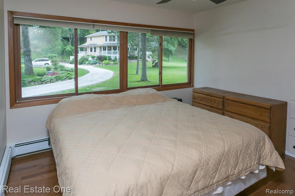 4510 Clifford Road Brighton, MI 48116 - Photo 12 of 27 4510CliffordRd-12.jpg