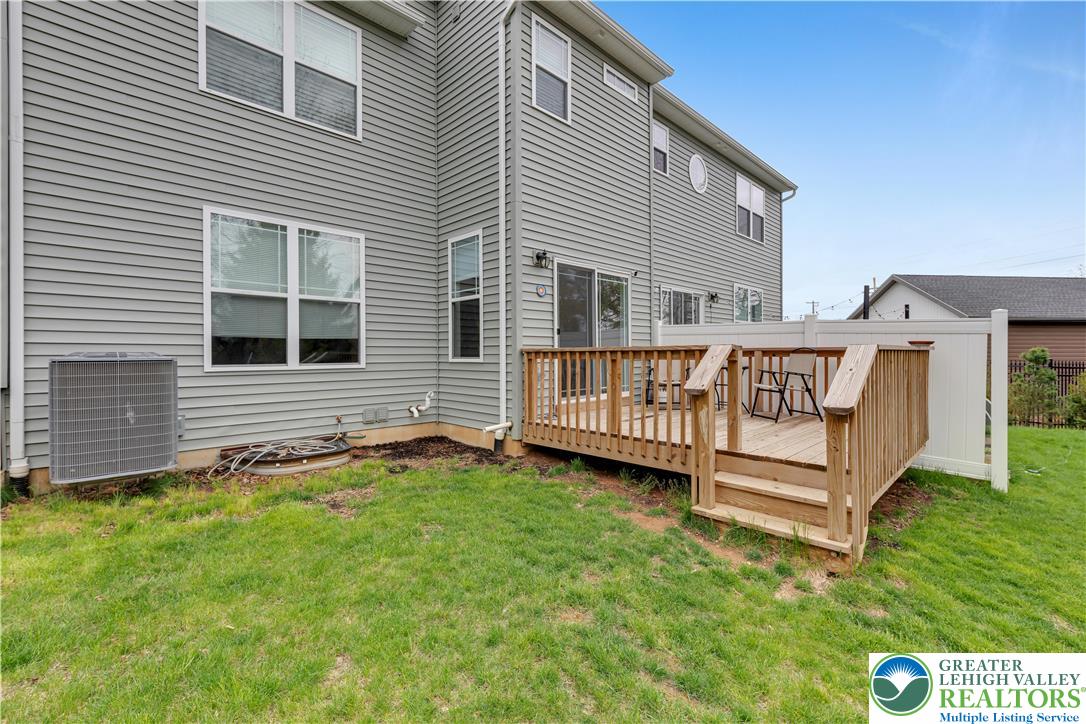 4816 Daisy Road Allentown, PA 18104 - Photo 7 of 38