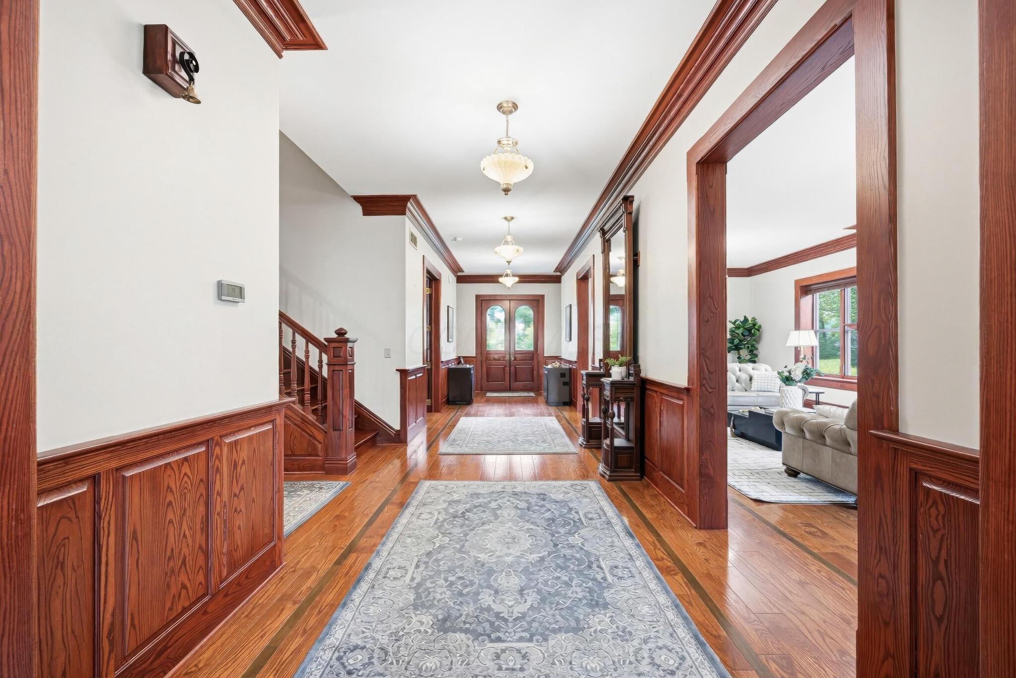 4457 Green Cook Road Johnstown, OH 43031 - Photo 6 of 110 Hallway