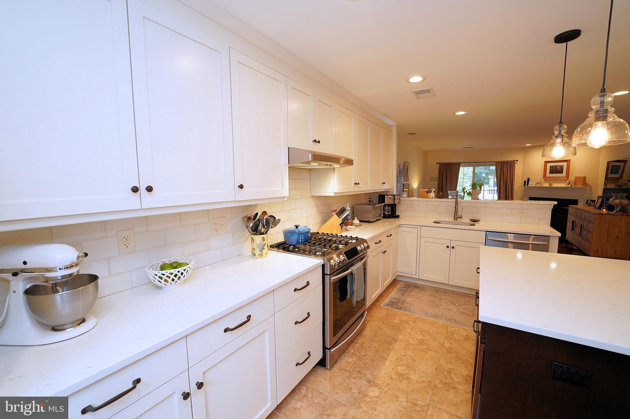 171 Coburn Road Pennington, NJ 08534 - Photo 16 of 40