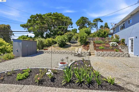 $799,000 | 3021 Glynis Drive, Richmond, CA 94806