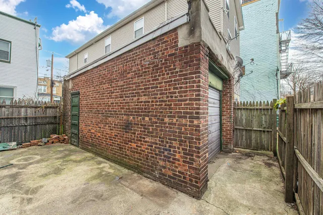 a view of outdoor space