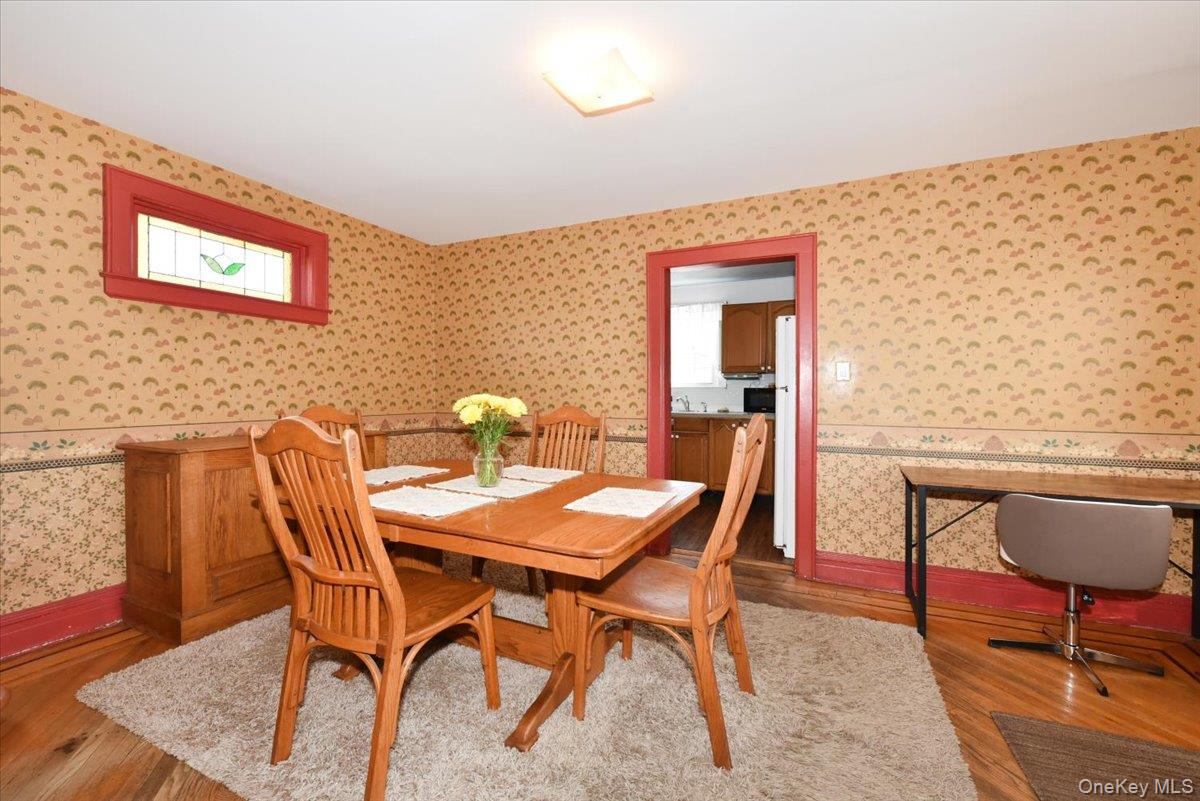 83 Cambridge Street Valley Stream, NY 11581 - Photo 11 of 27