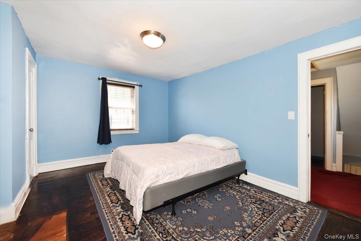 83 Cambridge Street Valley Stream, NY 11581 - Photo 16 of 27