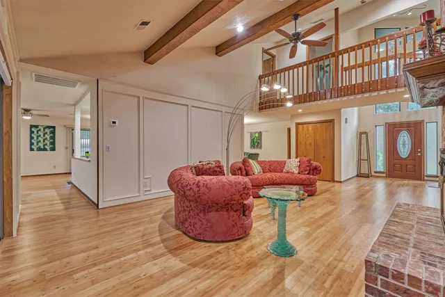 $849,000 | 23 Indian Clover Drive, The Woodlands, TX 77381