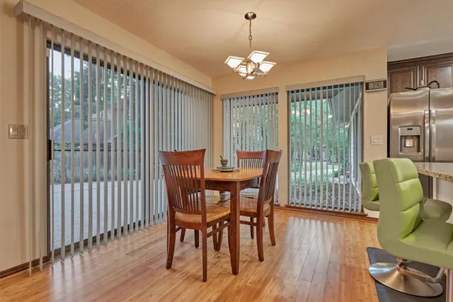 $849,000 | 23 Indian Clover Drive, The Woodlands, TX 77381