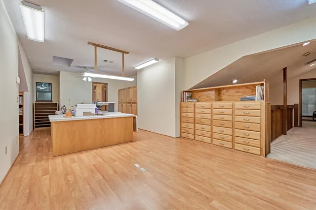 $849,000 | 23 Indian Clover Drive, The Woodlands, TX 77381