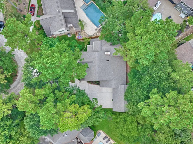 $849,000 | 23 Indian Clover Drive, The Woodlands, TX 77381