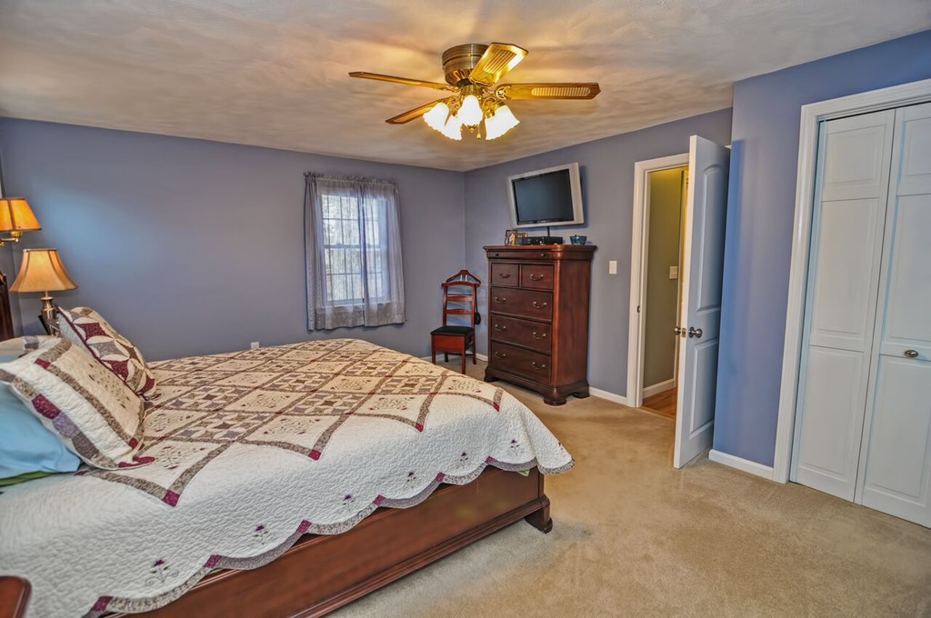 600 Old Farm Road Franklin, MA 02038 - Photo 16 of 28 Gallery Image 16