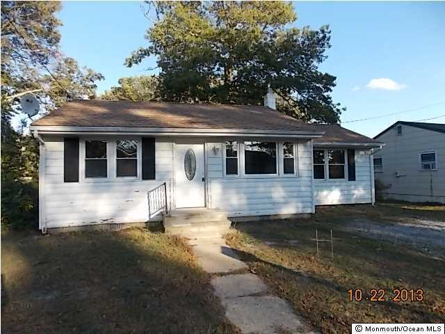 319 Harris Road Forked River, NJ 08731 - Photo 1 of 8 Primary Photo