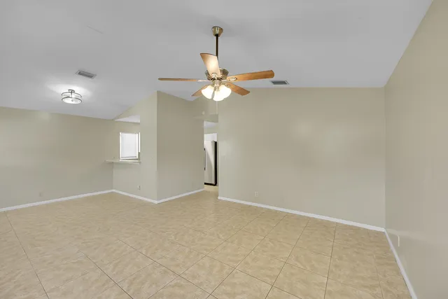 $3,400 | 901 10th Street, West Palm Beach, FL 33401