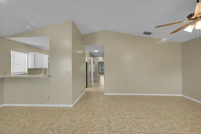 $3,400 | 901 10th Street, West Palm Beach, FL 33401