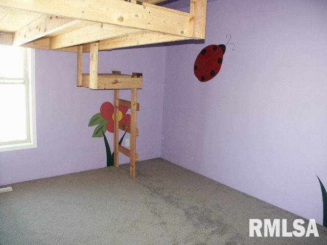 4505 Ruehmann Court Davenport, IA 52806 - Photo 5 of 9 Gallery Image 5