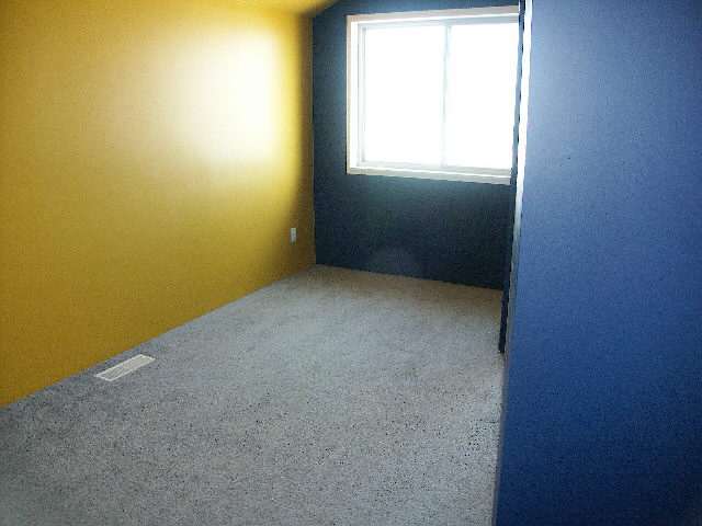 4505 Ruehmann Court Davenport, IA 52806 - Photo 7 of 9 Gallery Image 7