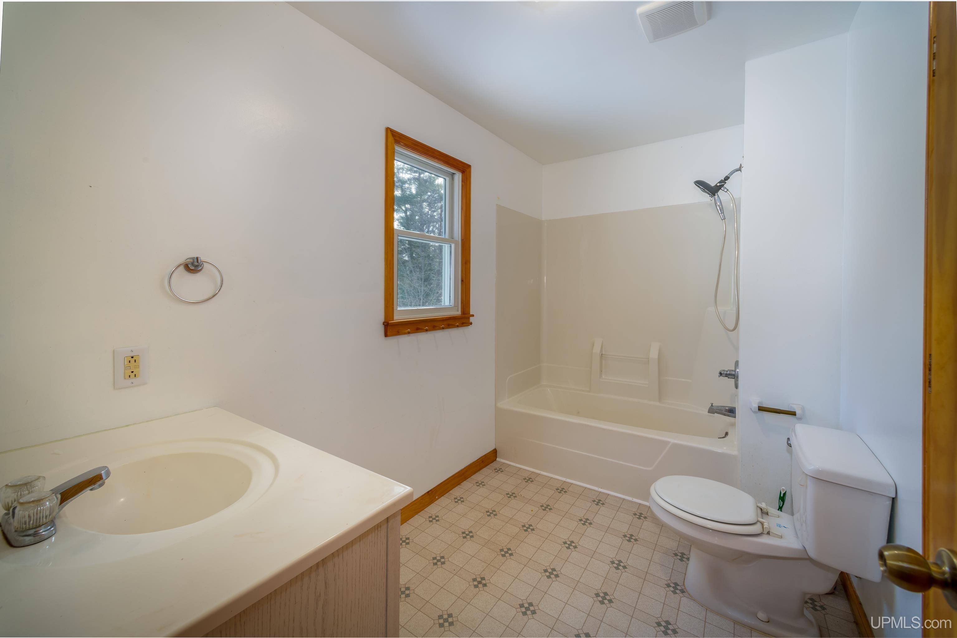 1787 Co Road Marquette, MI 49855 - Photo 24 of 56