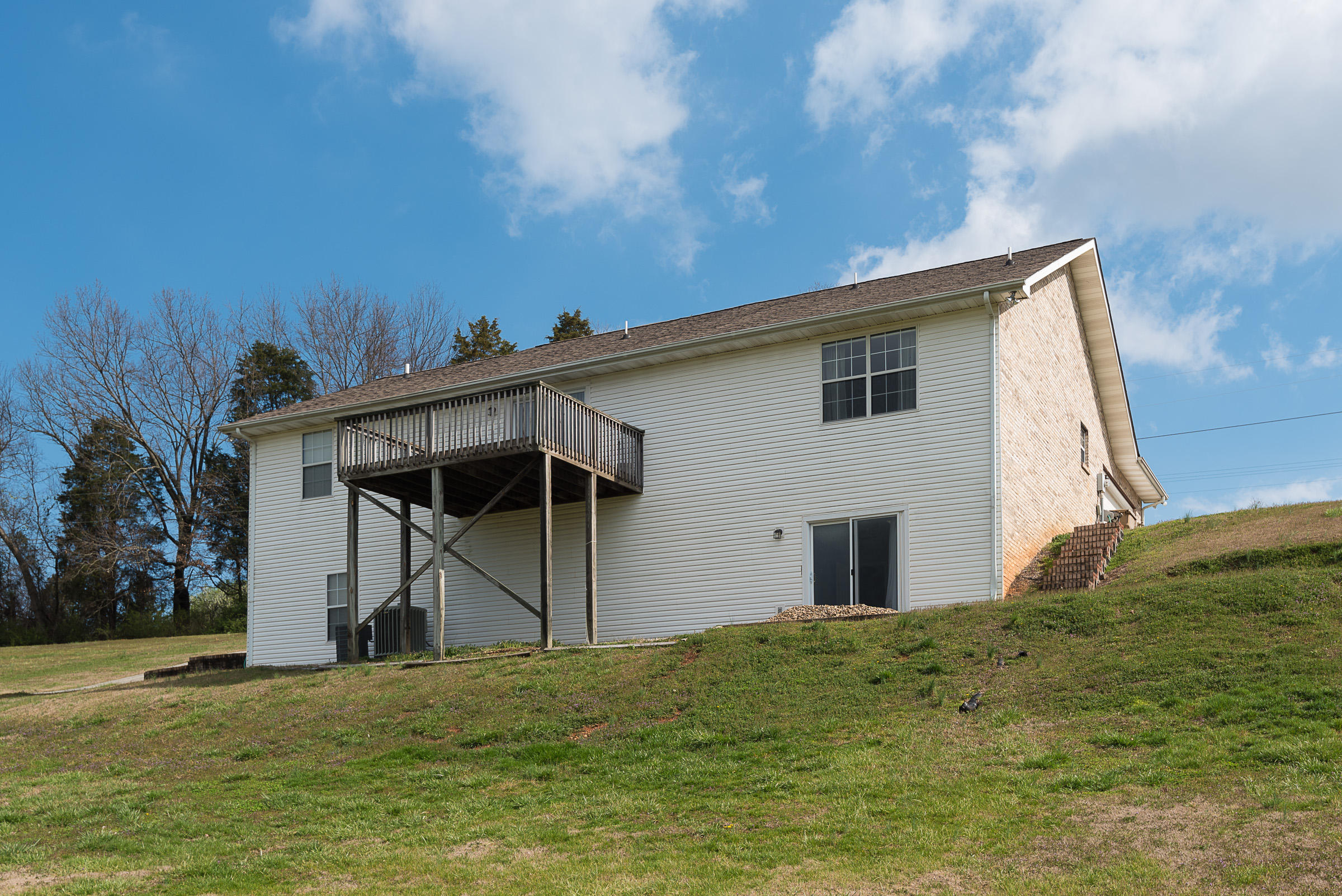 1439 Lambert Road Greenback, TN 37742 - Photo 6 of 23 JBP_Lambert1439-19