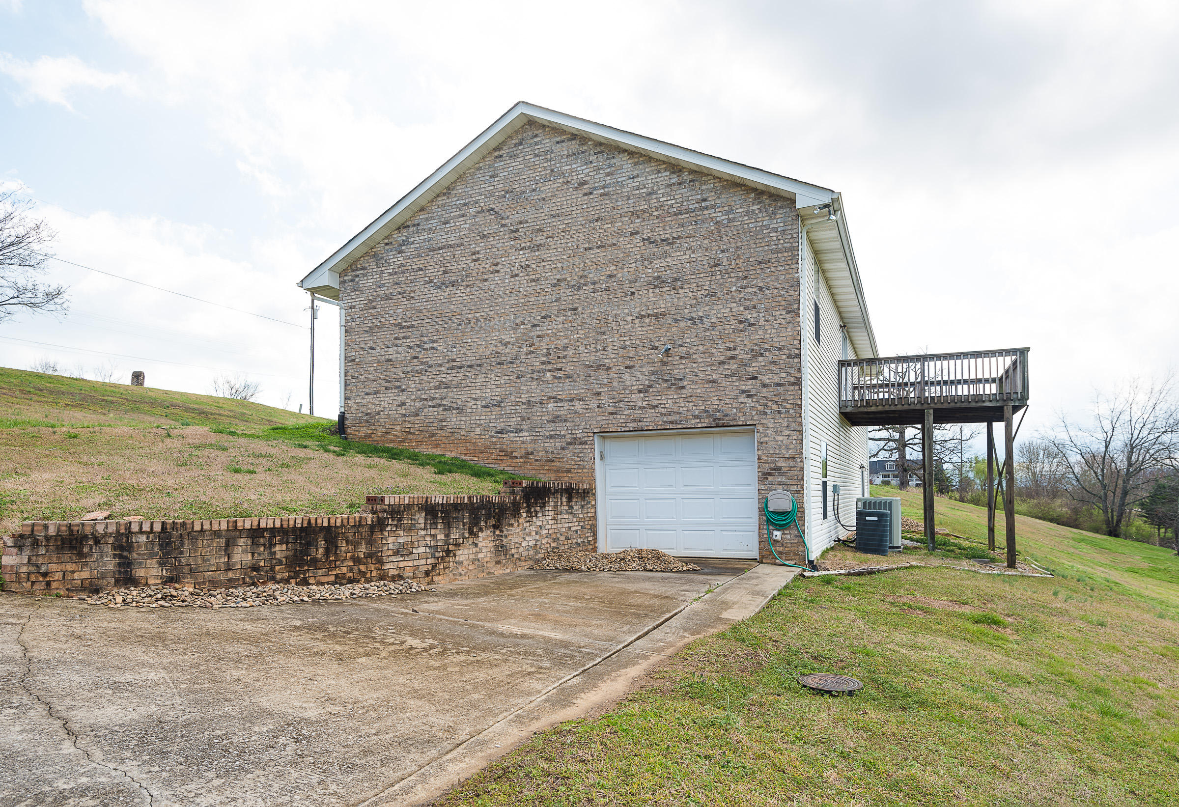 1439 Lambert Road Greenback, TN 37742 - Photo 7 of 23 JBP_Lambert1439-18