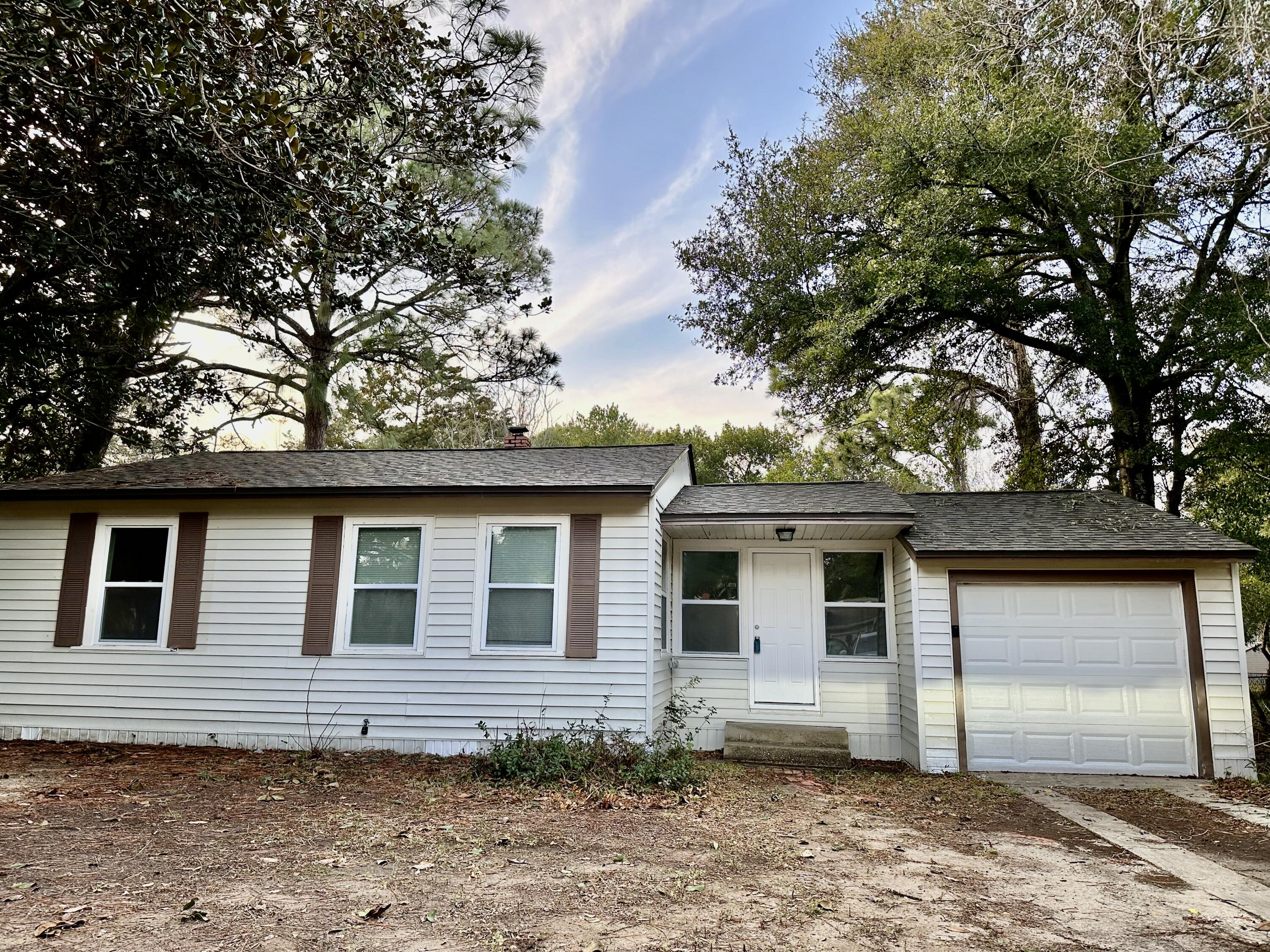 6 Ferry Road Northeast Fort Walton Beach, FL 32548 - Photo 1 of 19 IMG_2712