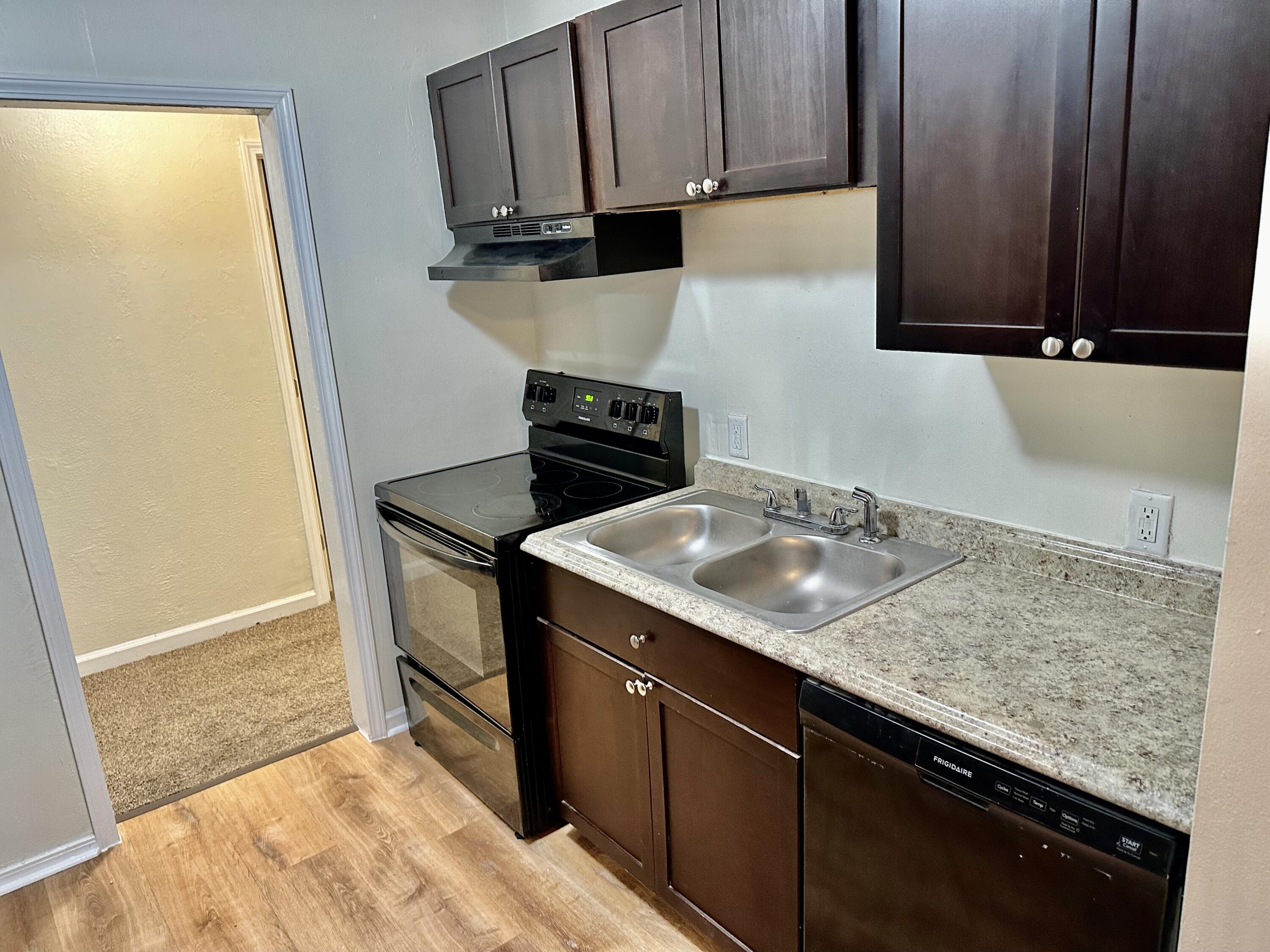 6 Ferry Road Northeast Fort Walton Beach, FL 32548 - Photo 5 of 19 IMG_2704