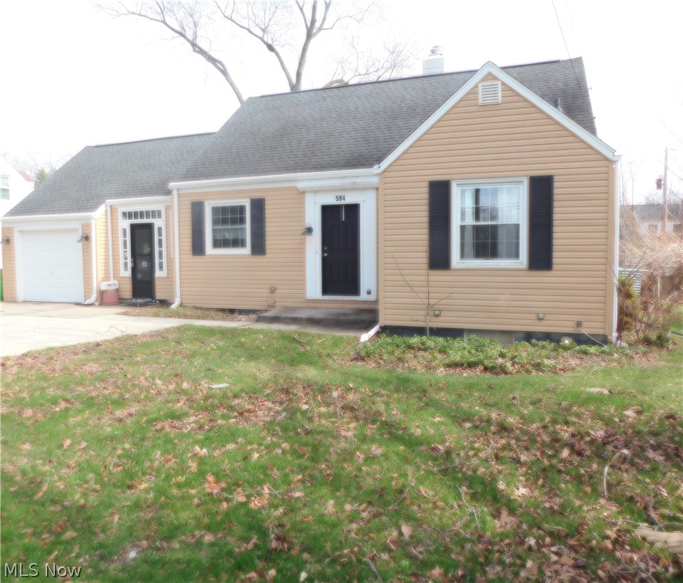 584 Eastland Road Berea, OH 44017 - Photo 1 of 33