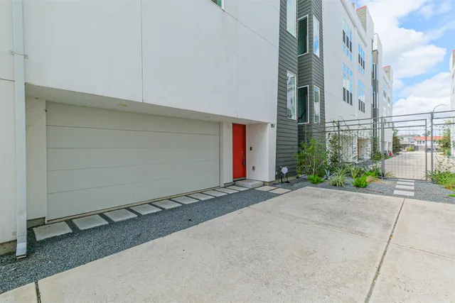 $3,650 | 1157 West 18th Street, Houston, TX 77008