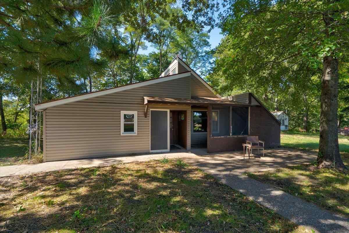 6081 River Jct Road Southeast Lone Tree, IA 52755 - Photo 1 of 27 Gallery Image 1