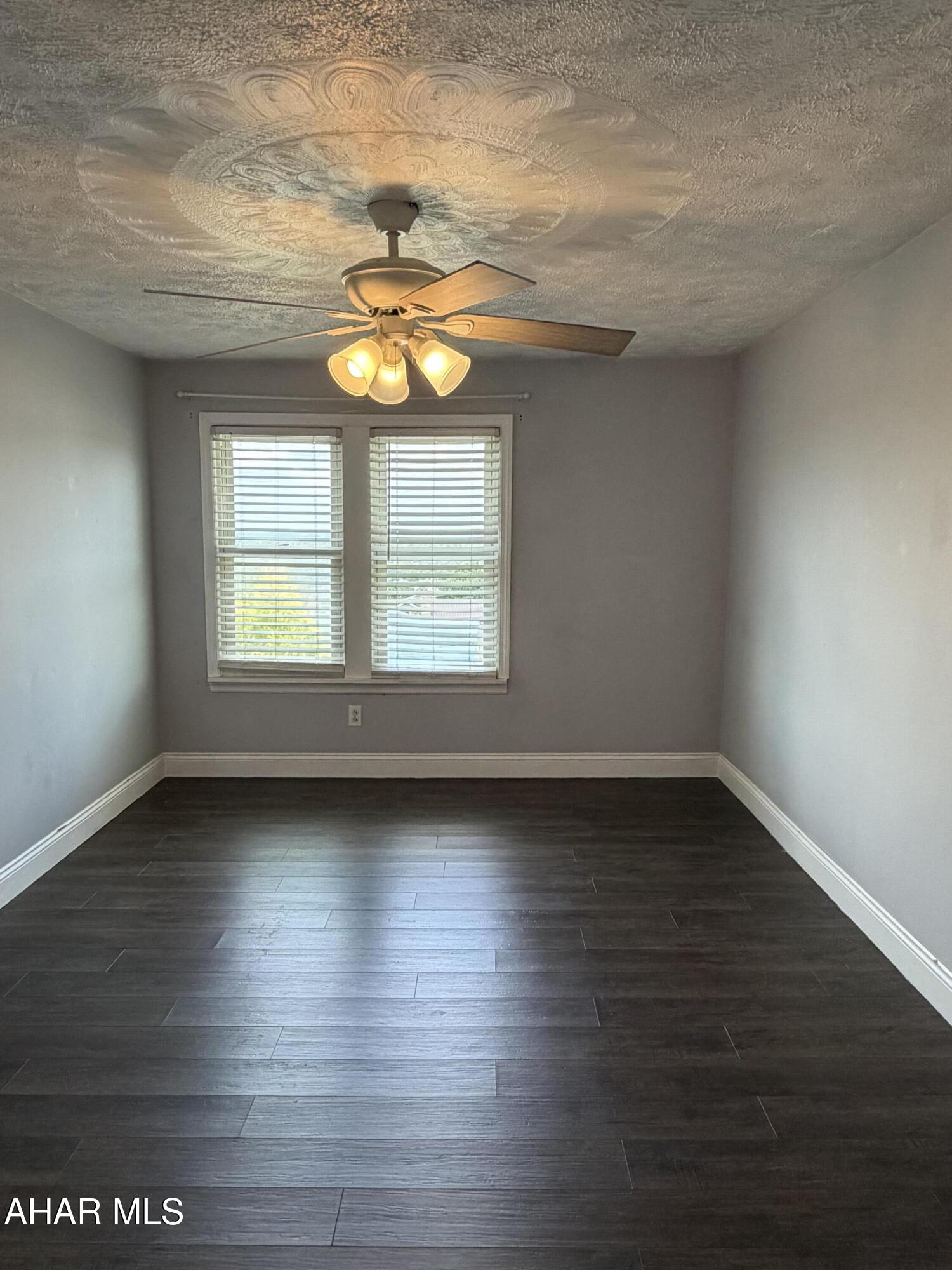 922 Middle Street Gallitzin, PA 16641 - Photo 28 of 40