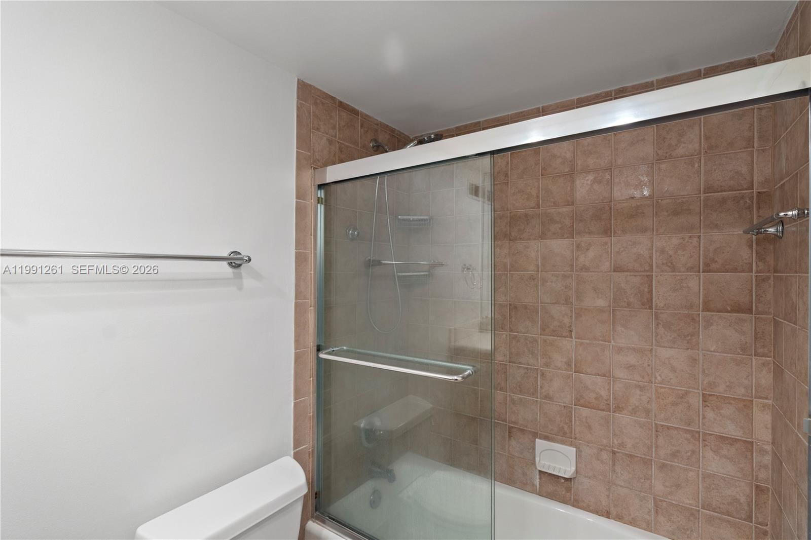 145 Southeast 25th Road, Unit 404 Miami, FL 33129 - Photo 12 of 23