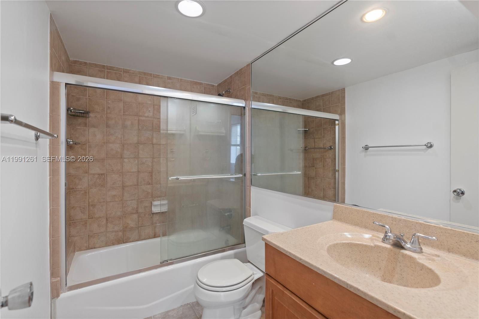 145 Southeast 25th Road, Unit 404 Miami, FL 33129 - Photo 17 of 23