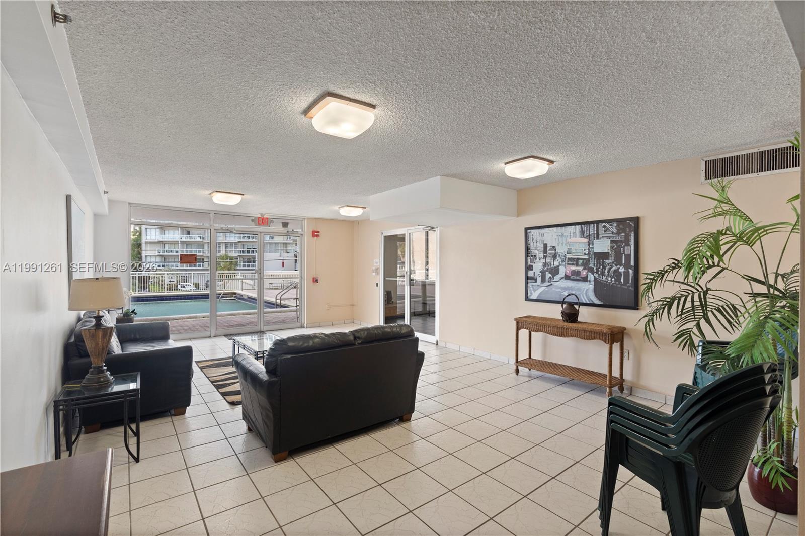 145 Southeast 25th Road, Unit 404 Miami, FL 33129 - Photo 18 of 23