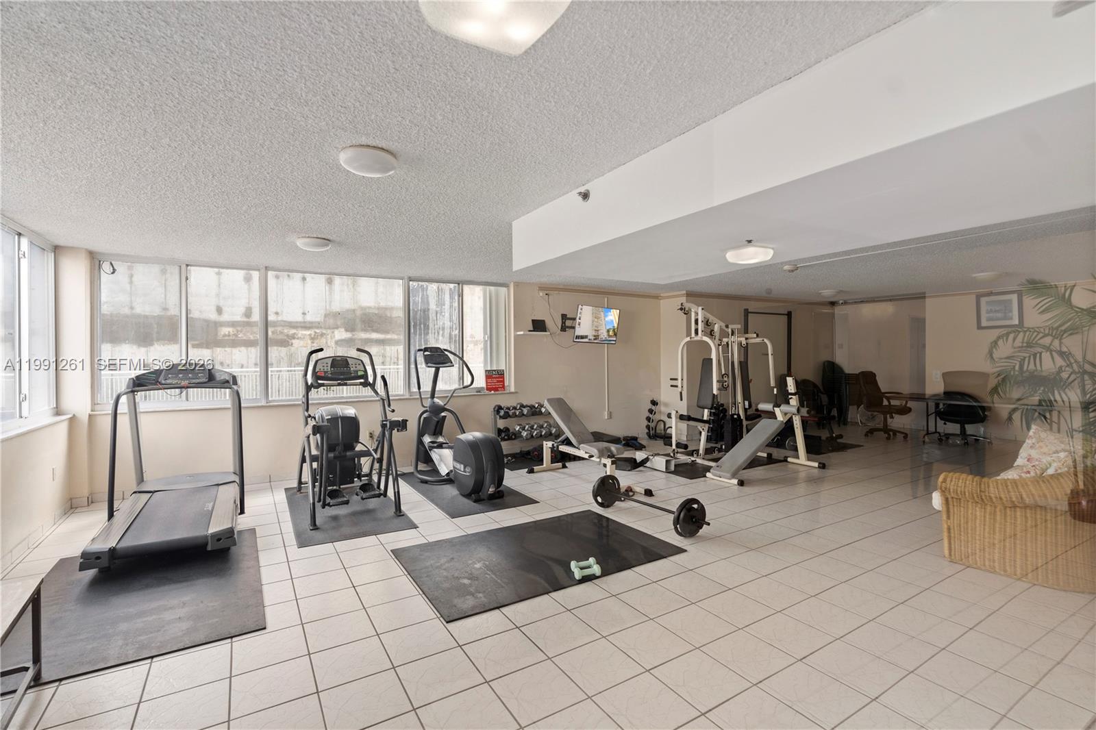 145 Southeast 25th Road, Unit 404 Miami, FL 33129 - Photo 19 of 23