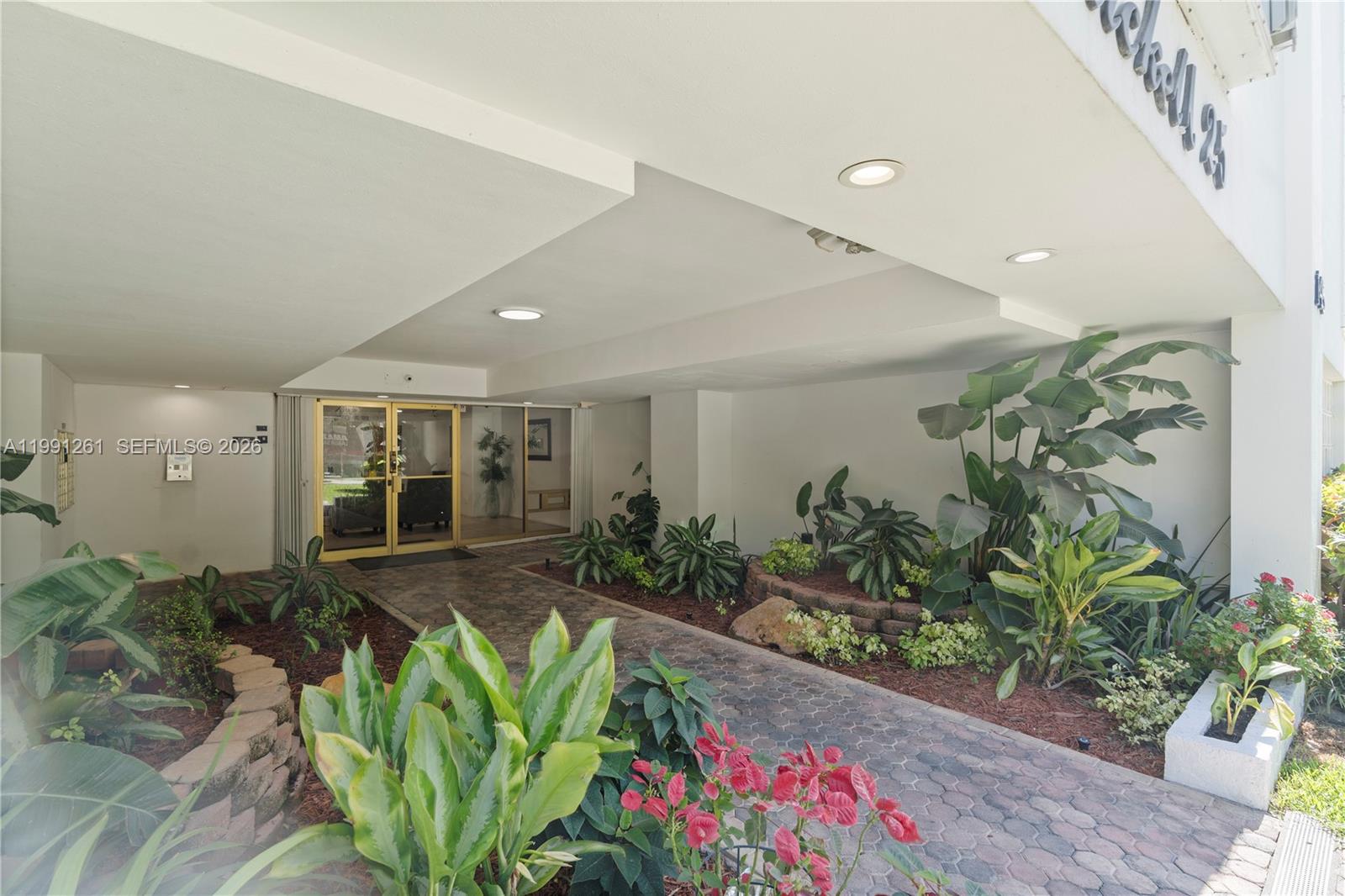 145 Southeast 25th Road, Unit 404 Miami, FL 33129 - Photo 21 of 23