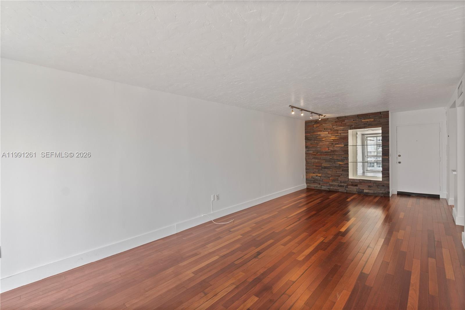 145 Southeast 25th Road, Unit 404 Miami, FL 33129 - Photo 7 of 23