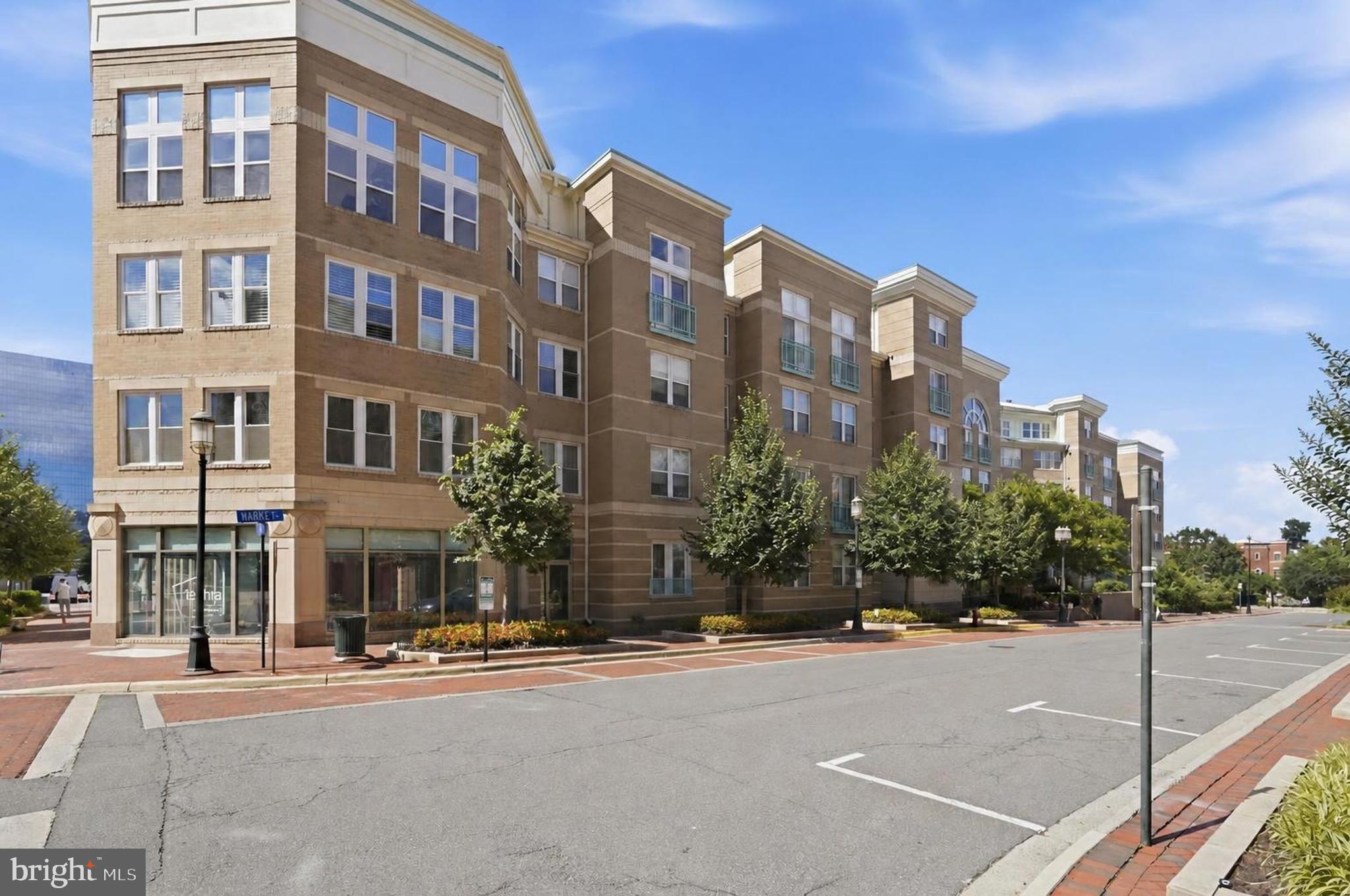 12001 Market Street, Unit 443 Reston, VA 20190 - Photo 3 of 45 Gallery Image 3
