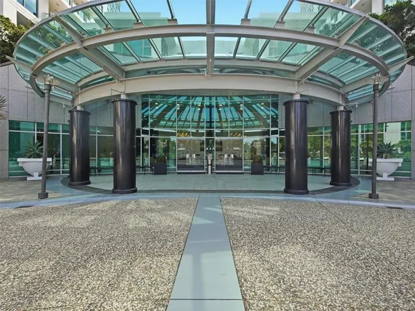 a porch with view of outdoor space