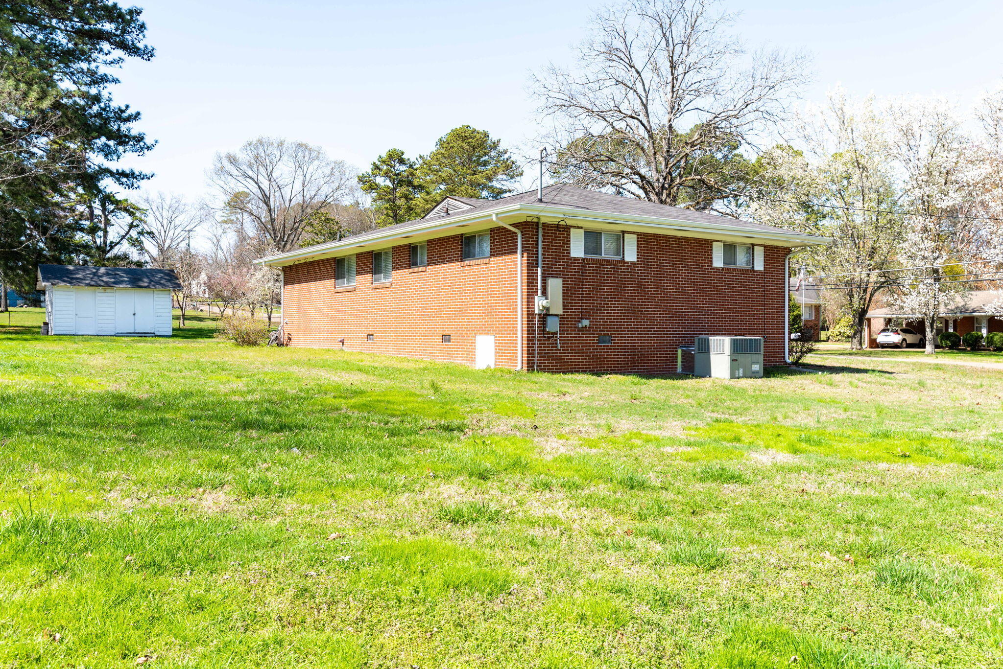 8108 Dudley Road Chattanooga, TN 37421 - Photo 4 of 31 5-web-or-mls-DSC_7757