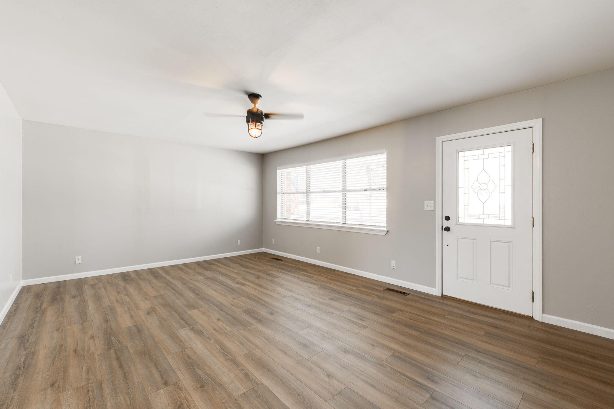 8108 Dudley Road Chattanooga, TN 37421 - Photo 8 of 31 20-web-or-mls-DSC_7790