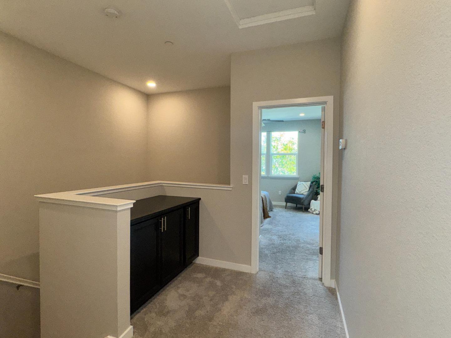 31 Tidal Way San Mateo, CA 94401 - Photo 15 of 29