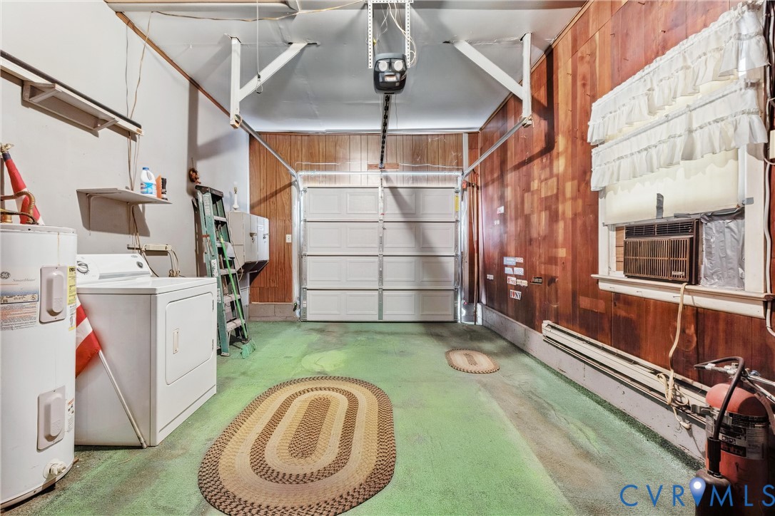 803 Belfast Avenue Hampton, VA 23661 - Photo 28 of 34 a utility room with dryer and washer