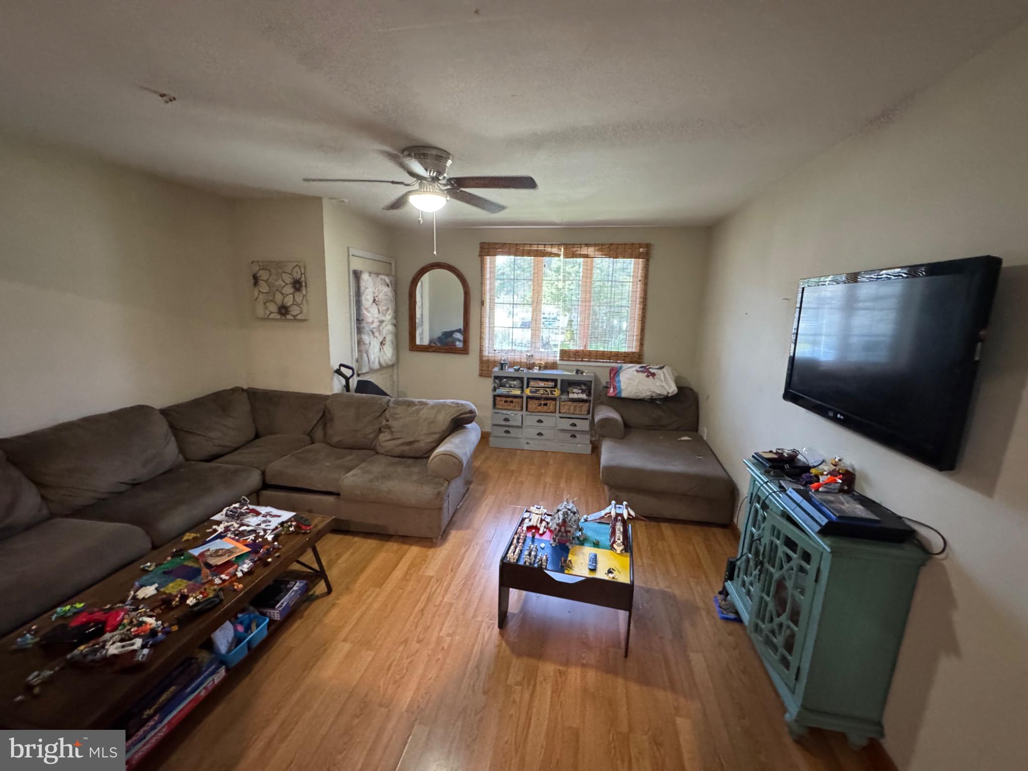 332 Fernwood Avenue Folsom, PA 19033 - Photo 36 of 37 Gallery Image 36