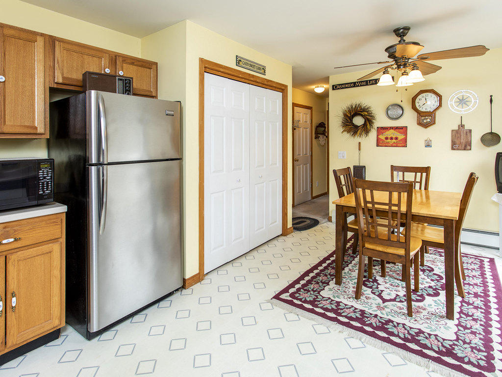 8 Spruce Ridge Road Edgecomb, ME 04556 - Photo 7 of 26 11